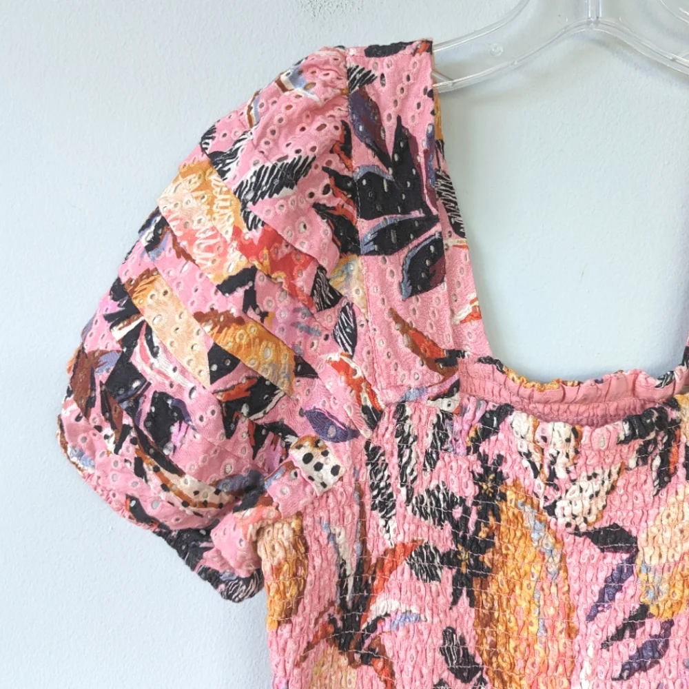 FARM Rio Pink Floral Smocked Puff-Sleeve Blouse